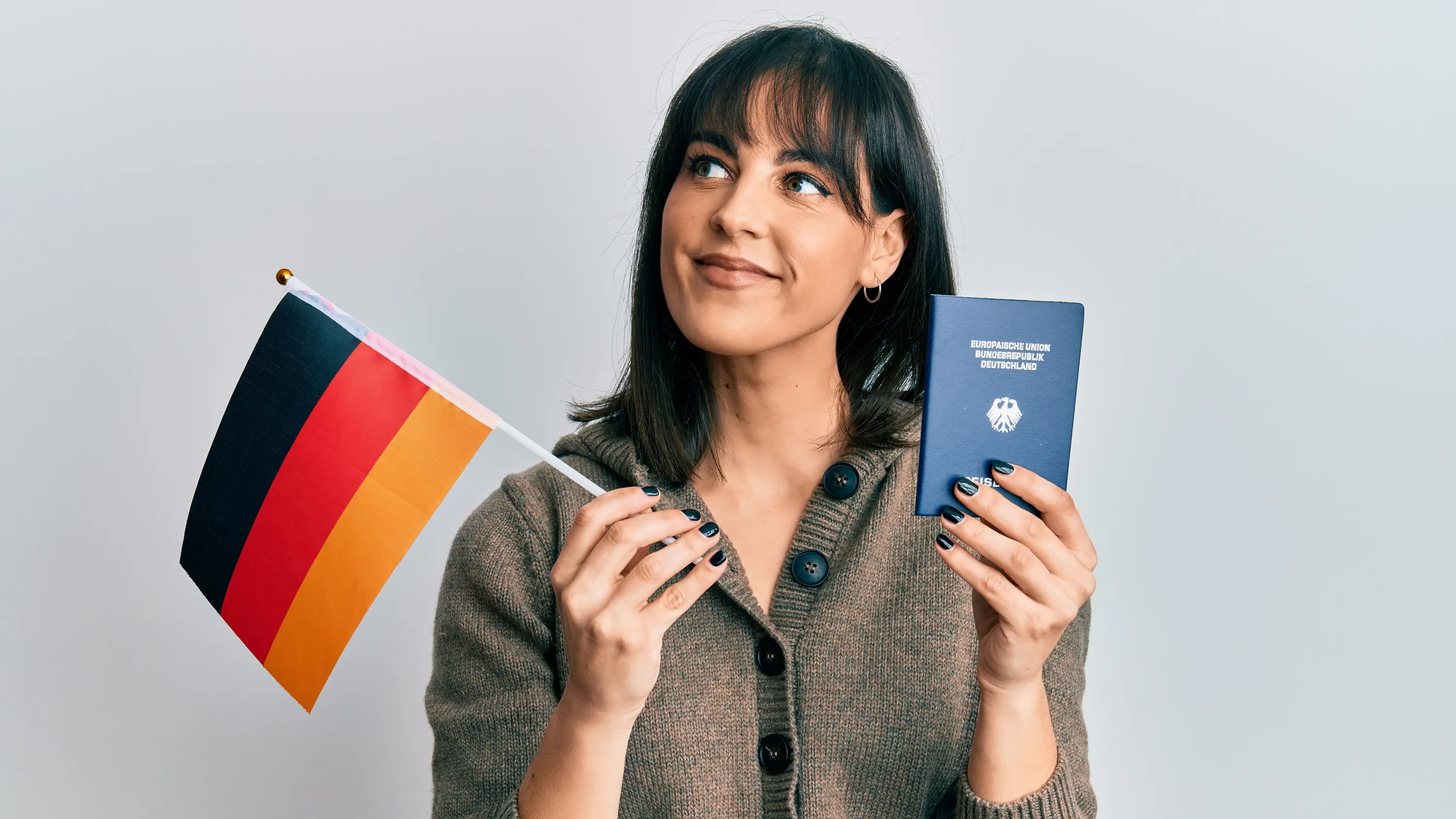 Recursos para estudiar en España: la brújula híbrida entre visa, costes, plataforma y vida estudiantil