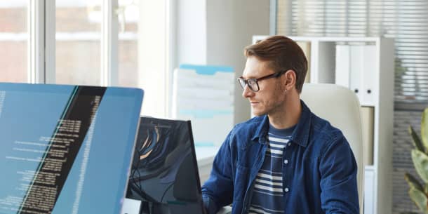 Oficina de empleabilidad técnica: el puente que convierte Python, SQL y cloud en una historia contratable