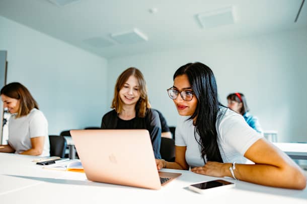 MBA IT Management en Barcelona: gobernar tecnología sin esconderse detrás del código