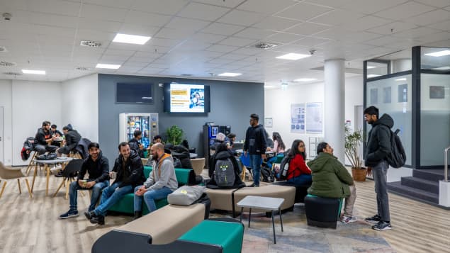 Flexibilidad que no rompe el rigor: cómo adaptar el estudio sin perder soberanía sobre tu inversión
