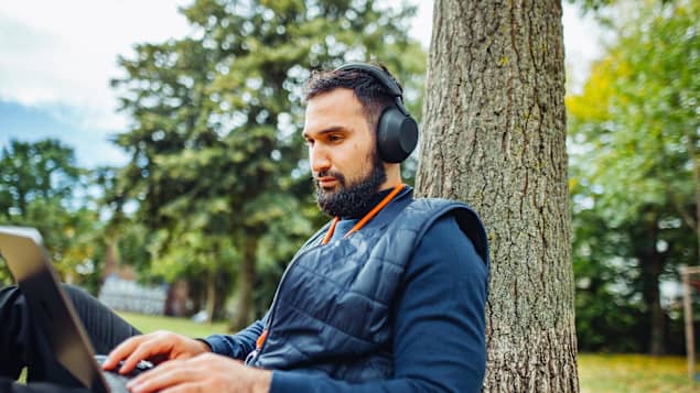 Identidad universitaria digital: la fusión de tradición y tecnología que hace viajar una credencial