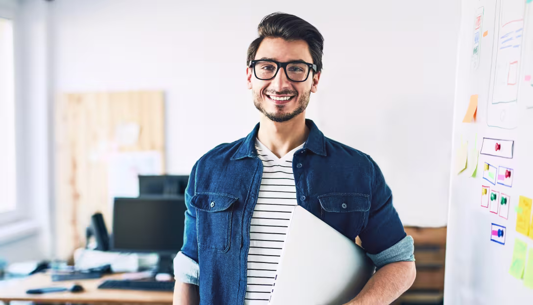 Licenciatura en Orientación al Cliente (B.A.)