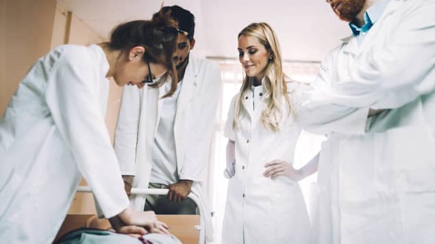 MBA en Engineering Management SAEJEE: del ingeniero que resuelve al gerente que dirige industria